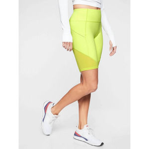 Athleta Contender 9" Short Fiber Optic Small